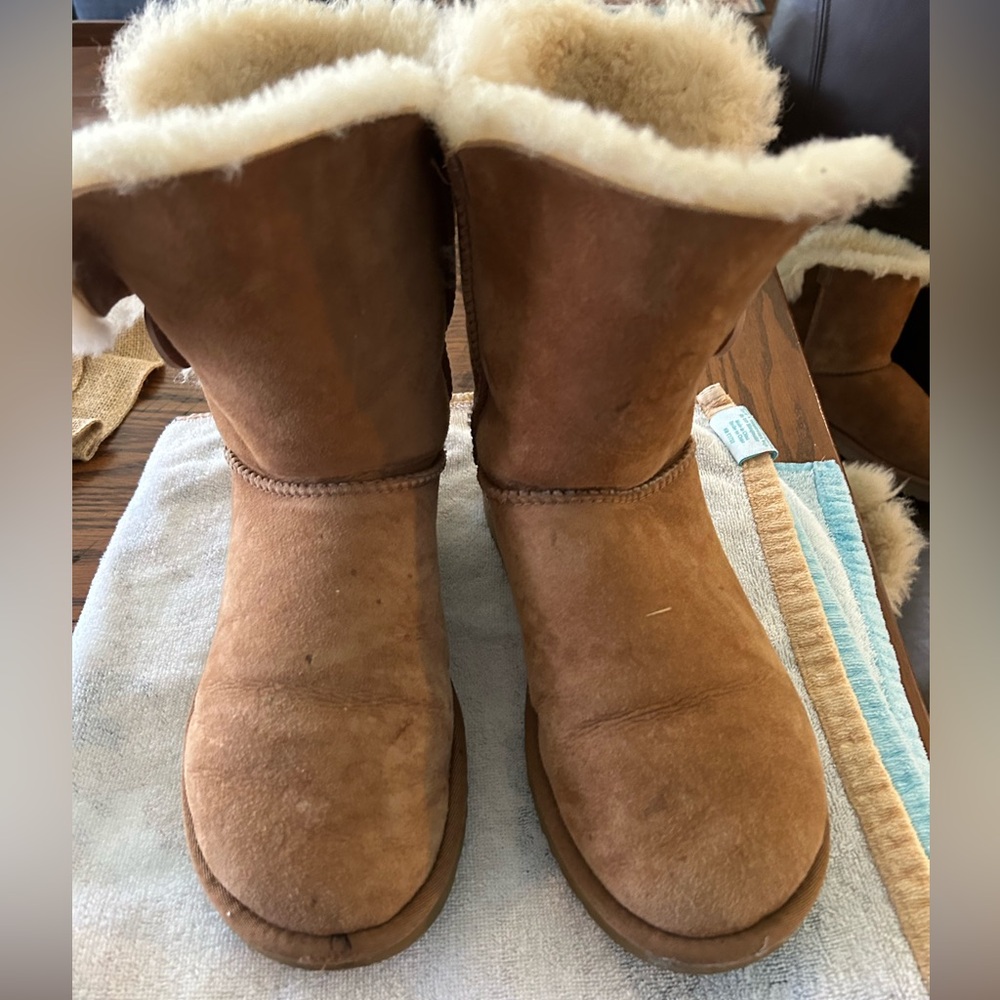 UGG Bailey Button Boots, 9